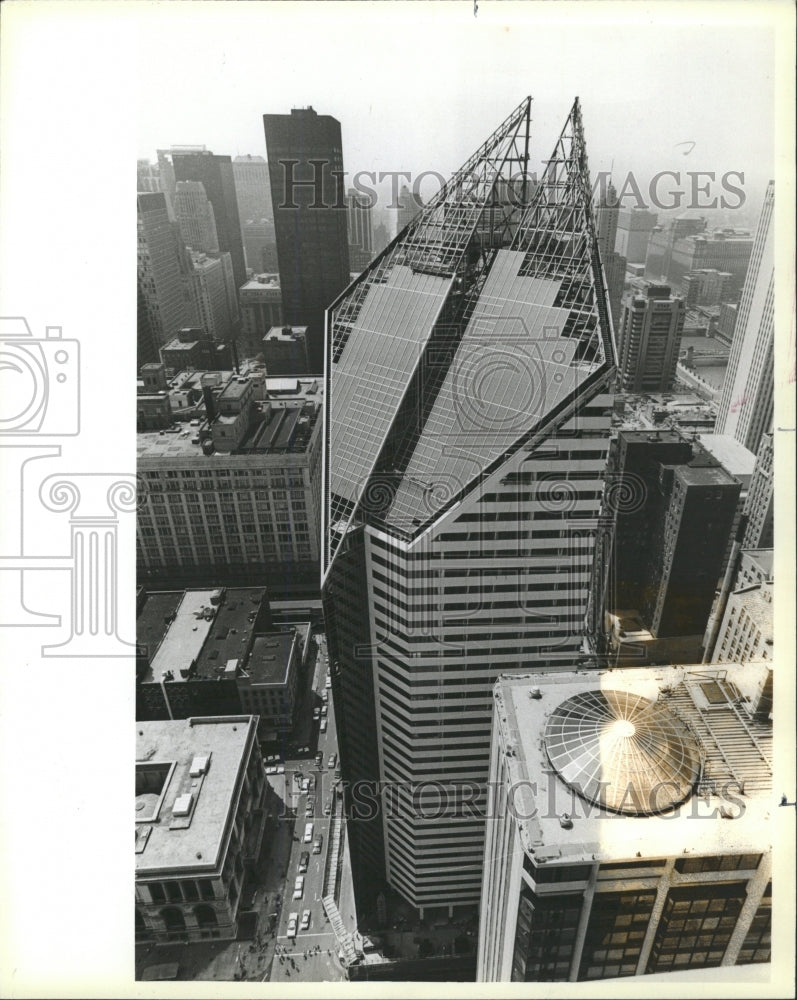 1983 Press Photo One park prudential building glass - RRW43083 - Historic Images