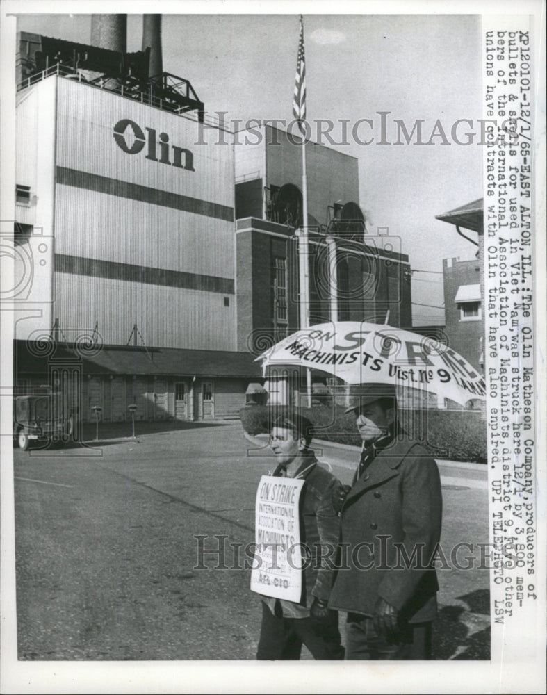 1965 Press Photo Olin Mathewson Company Viet Nam Shells - RRW43247 - Historic Images