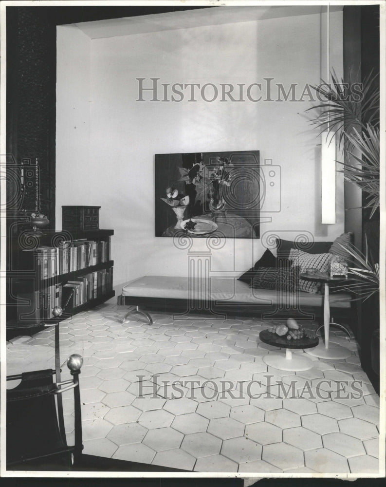 1962 Press Photo Family room resistant soil den floor - RRW43267 - Historic Images