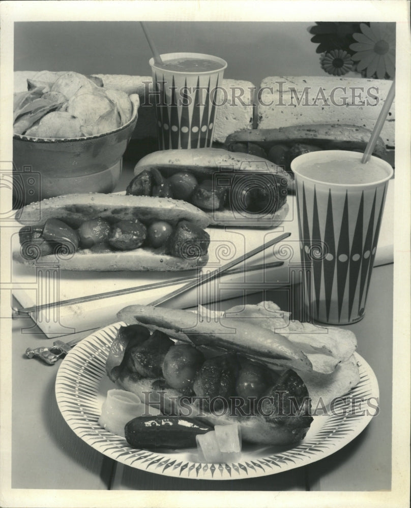 1968 Press Photo Kebab French Roll - RRW43663 - Historic Images