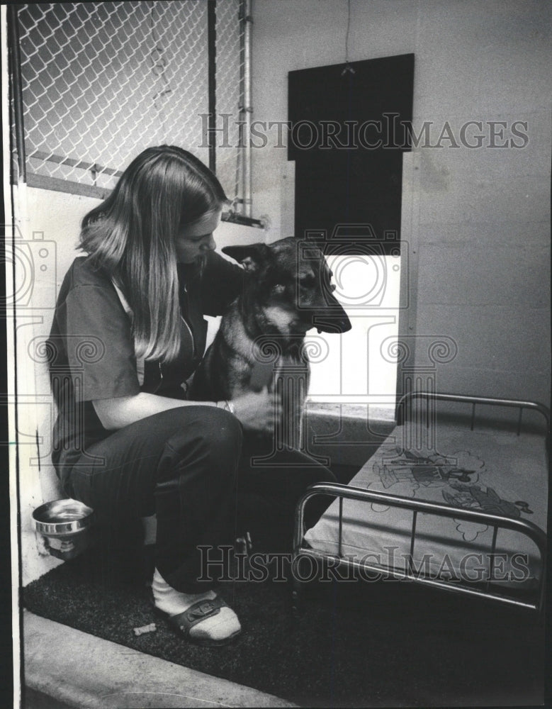 1974 Press Photo American Pet Kennels Chicago Area - RRW43693 - Historic Images