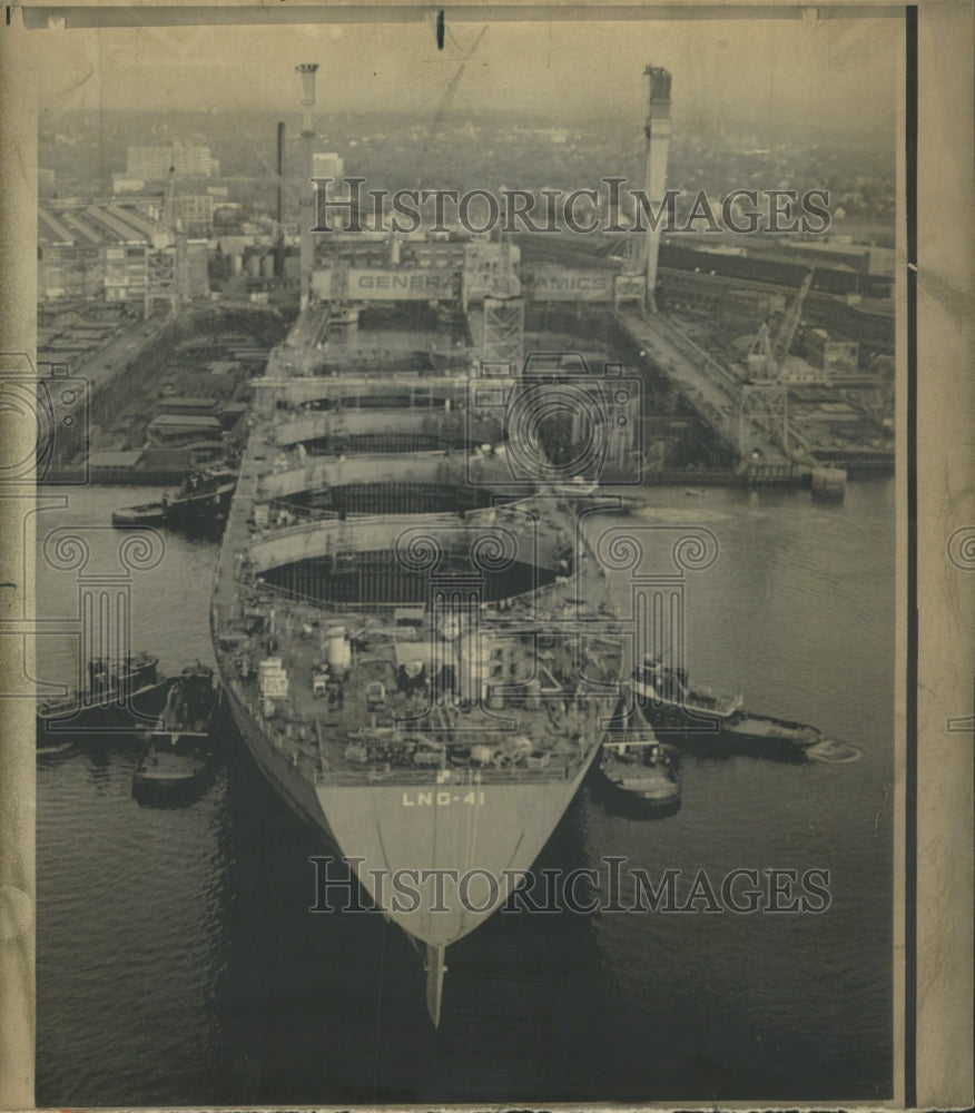 1975 Press Photo Everett Plant Airliner Ship Sea Air - RRW43765 - Historic Images