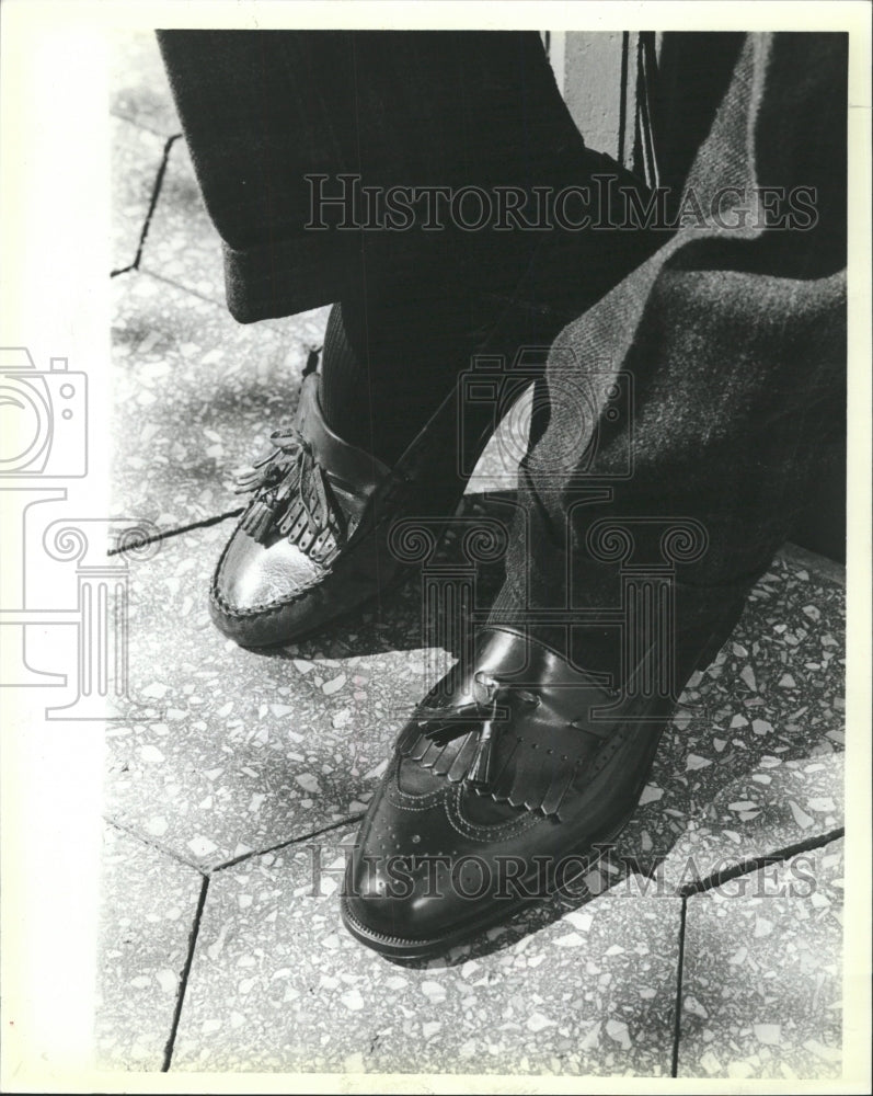 1986 Press Photo Cole Haan pewter leather kilties - RRW43925 - Historic Images