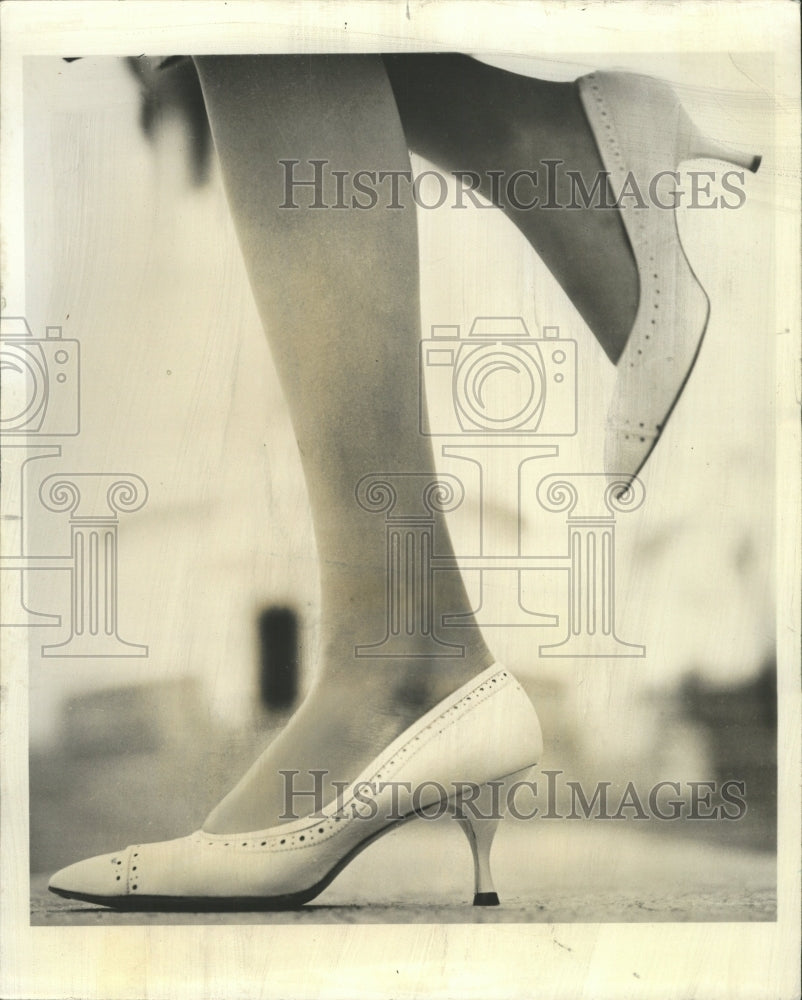 1968 Press Photo Thom McAn Summer Heels Modeled - RRW44045 - Historic Images