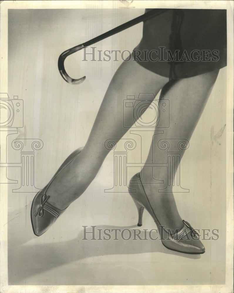 1960 Press Photo Tailored Look Heels - RRW44065 - Historic Images