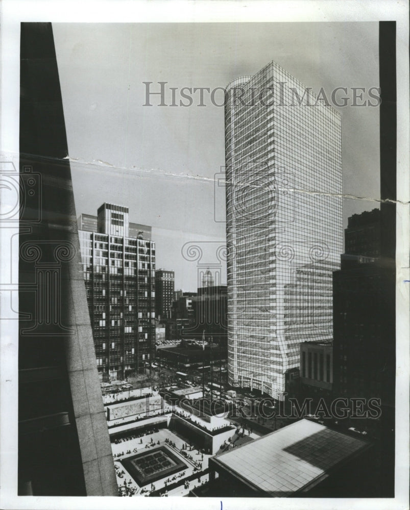 1977 Press Photo Monroe Centre Building - RRW44175 - Historic Images