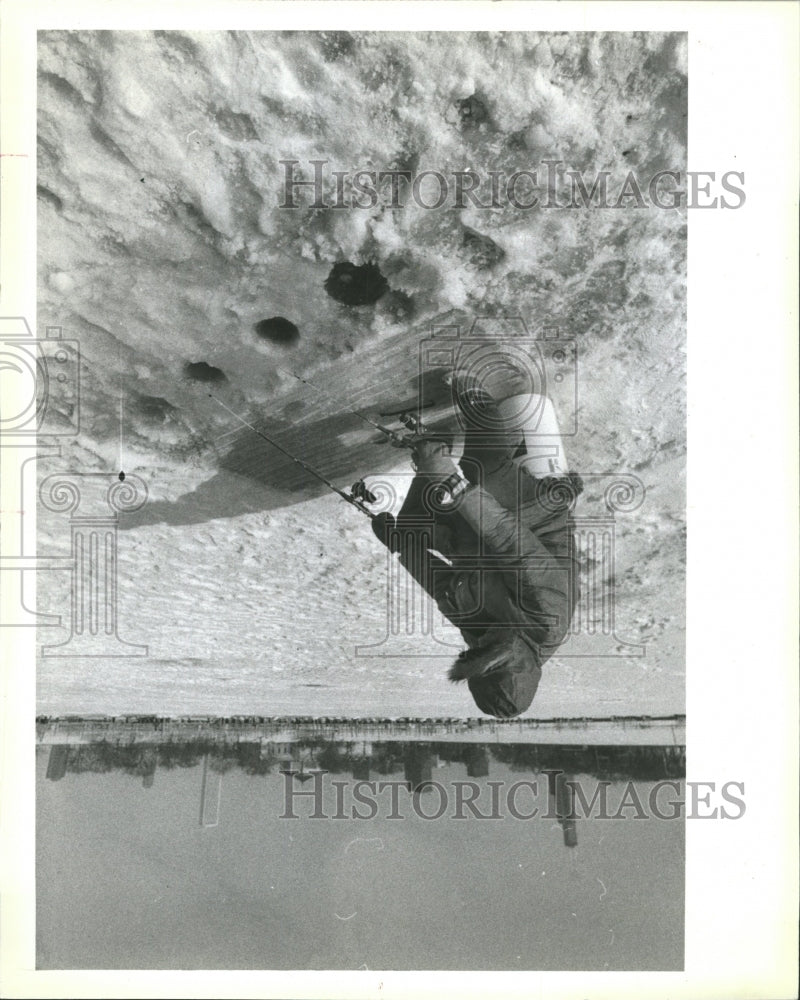 1984 Press Photo Bill Miran January Lake Michigan - RRW44947 - Historic Images