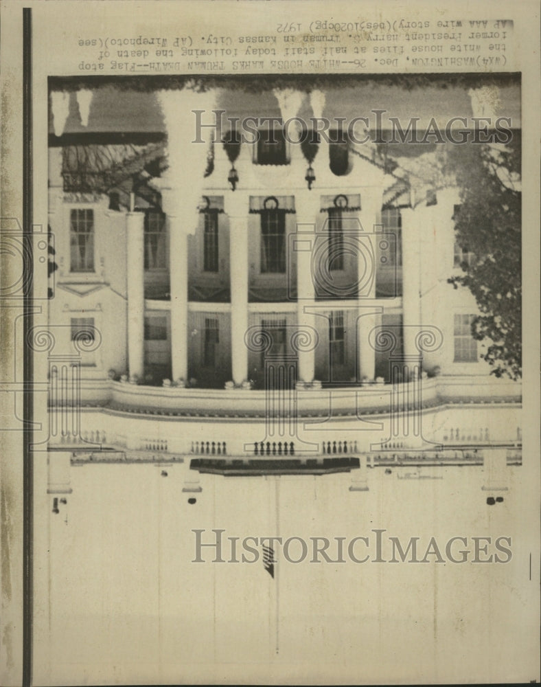 1972 Press Photo White House Flag At Half Staff - RRW44985 - Historic Images