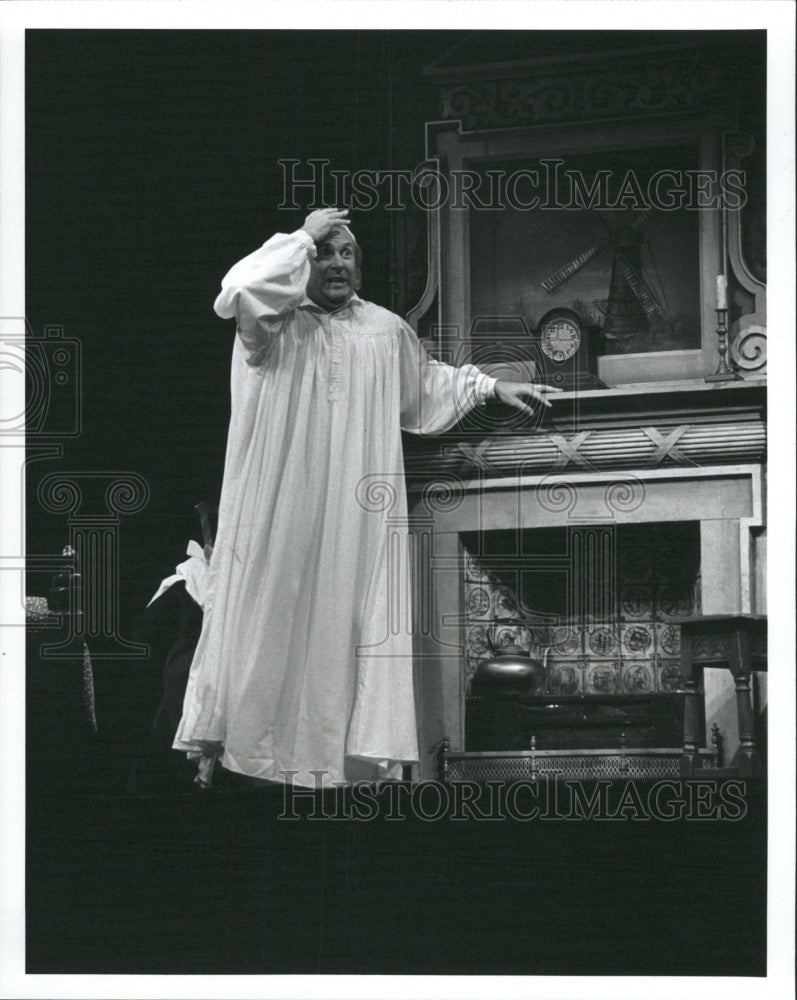 Press Photo Christmas Carol Goodman Production Actor - RRW45119 - Historic Images