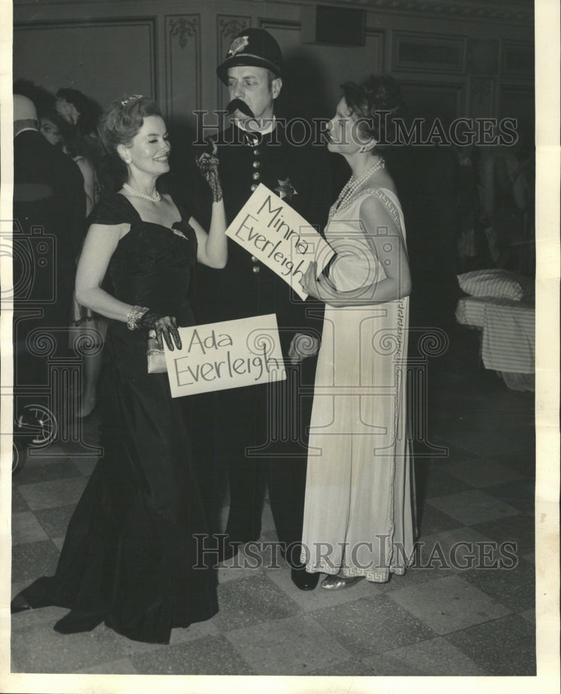 1965 Press Photo MRS. GEORGE BURROWS TWELFTH NIGHT BALL - RRW45205 - Historic Images