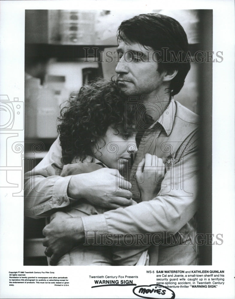 1985 Press Photo Warning Sign Movie With Sam Waterson - RRW45473 - Historic Images