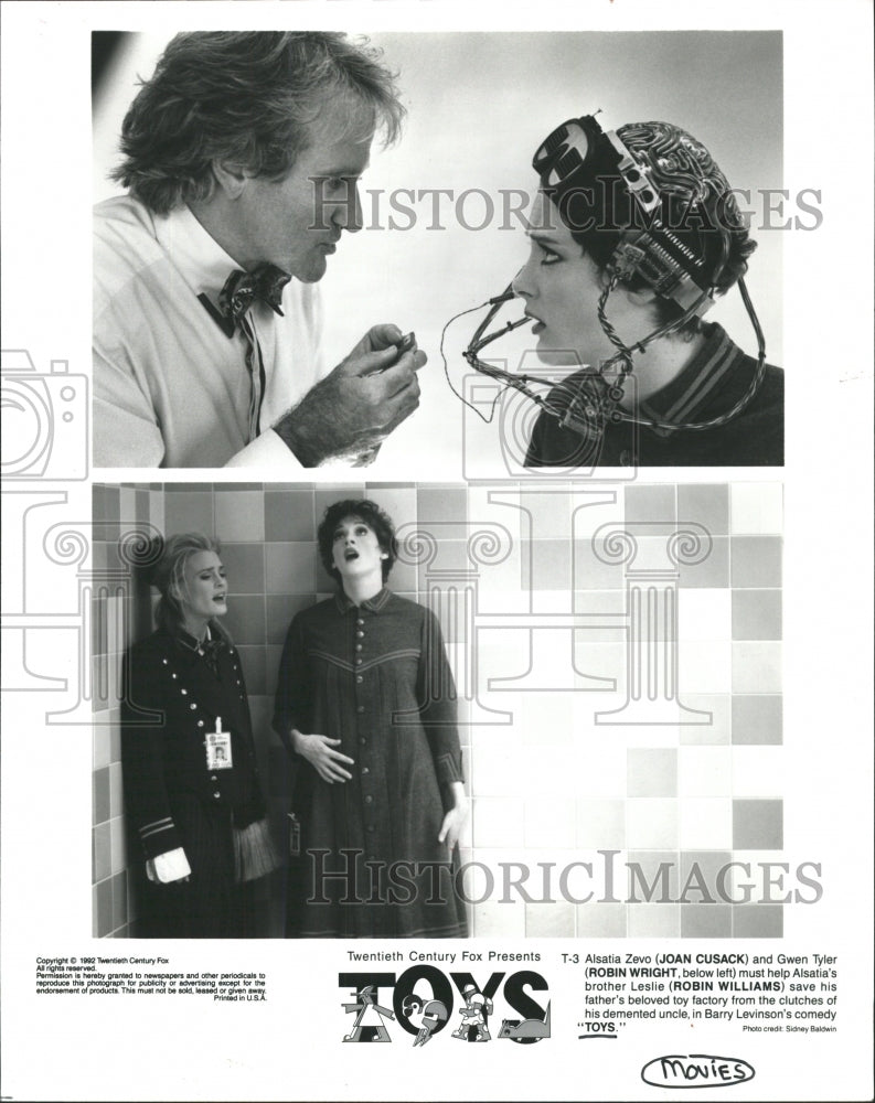 1992 Press Photo Toys Movie Robin Williams Joan Cusack - RRW45587 - Historic Images