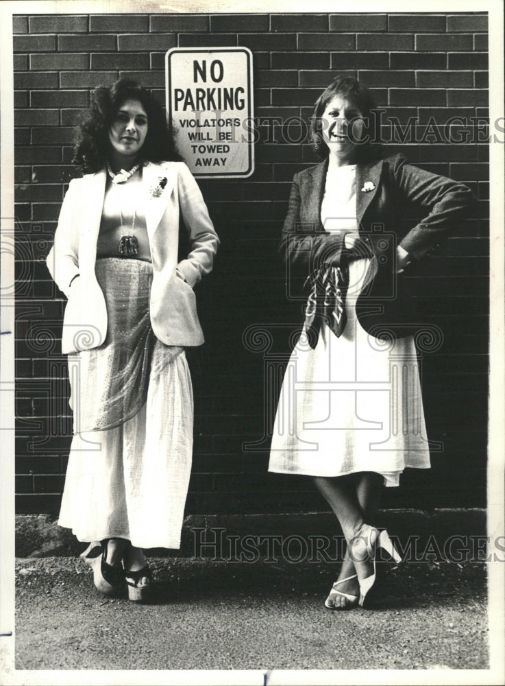 1978 Press Photo JENNIFER ASHLEY MAURA SMITH TOWING - RRW45661 - Historic Images