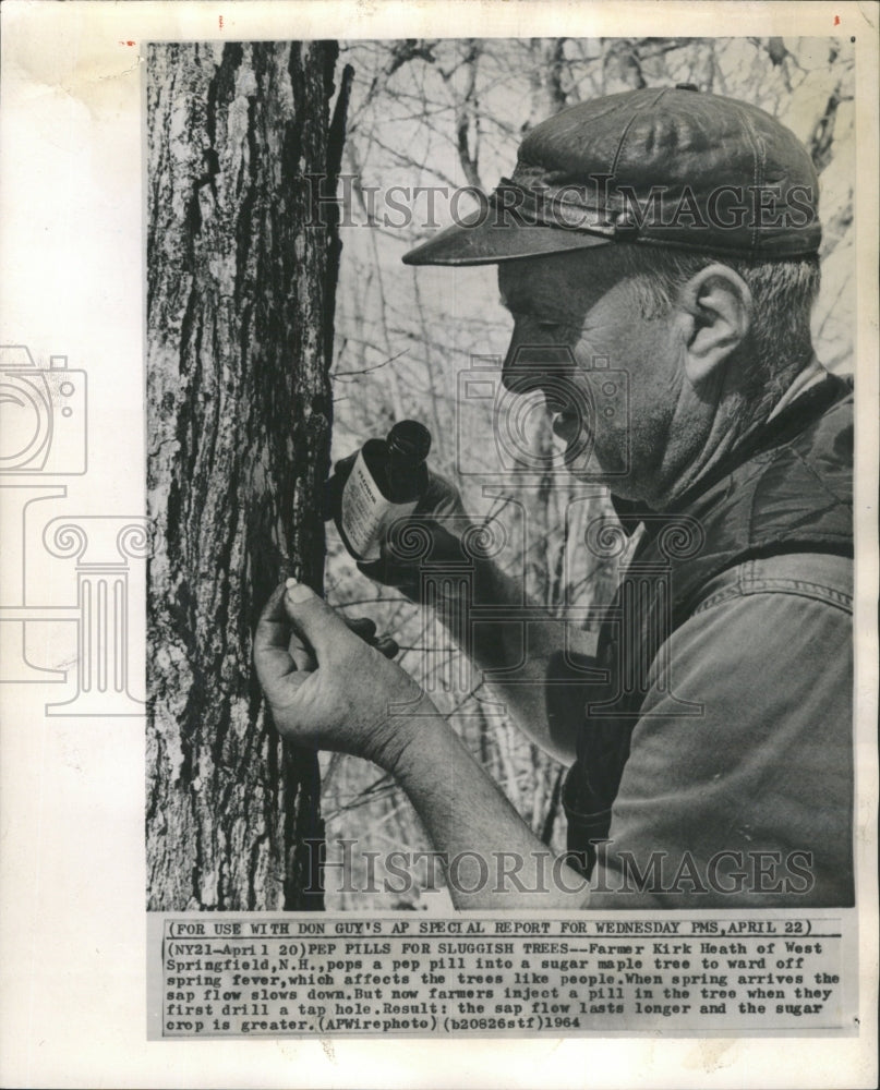 1964 Press Photo Farmer Kirk Heath - RRW45967 - Historic Images