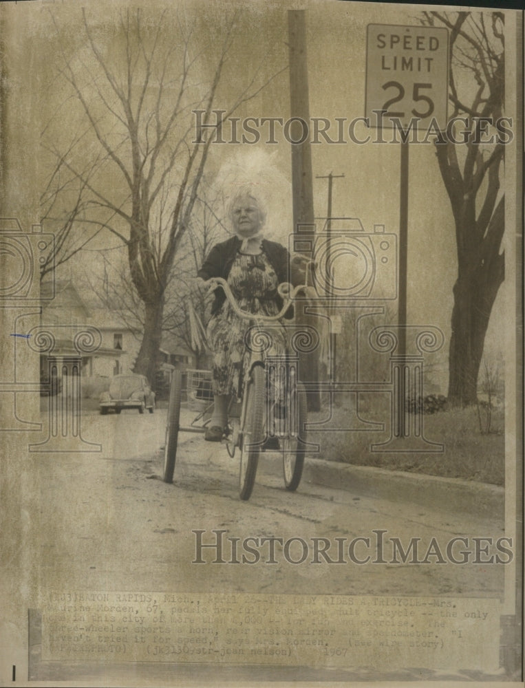1967 Press Photo Elderly Woman Riding Tricycle Michigan - RRW46055 - Historic Images