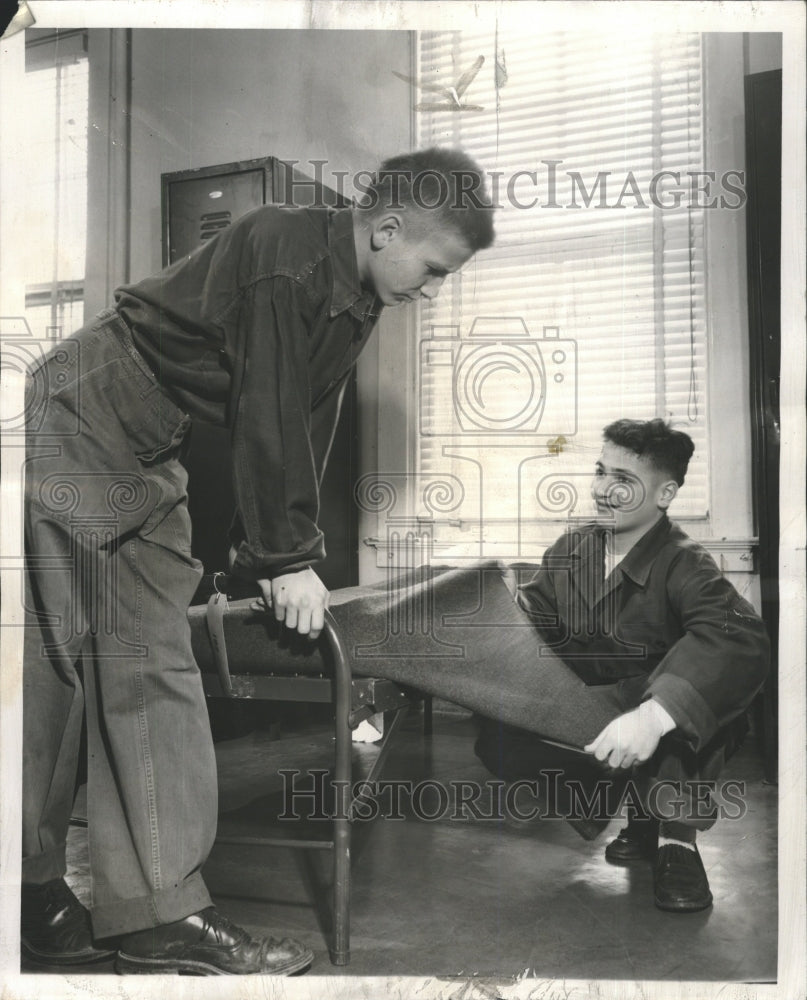 1956 Press Photo Army Camp Bed - RRW46275 - Historic Images