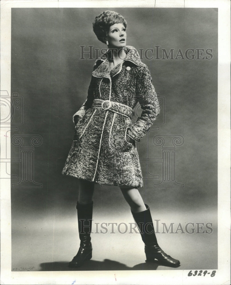 1969 Press Photo Grey Persian Lamb Fur Coat White Vinyl - RRW46343 - Historic Images