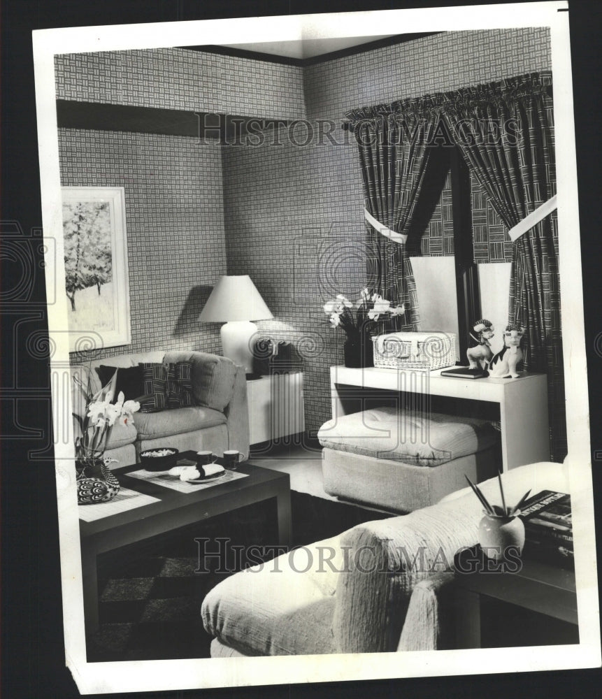 1980 Press Photo Upholstered Ottoman Furniture - RRW46415 - Historic Images