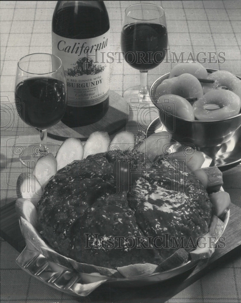 1971 Press Photo Sweet Sour Glazed Meatloaf - RRW46527 - Historic Images