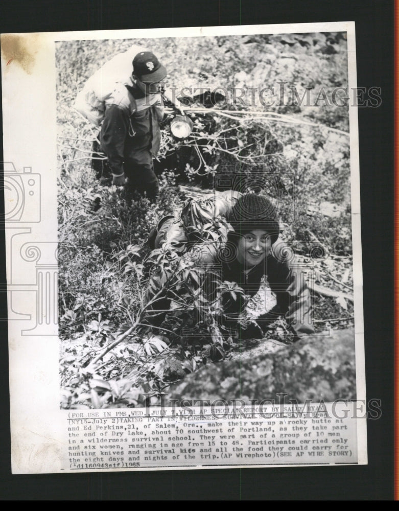 1965 Press Photo Wilderness Survival School/Camping - RRW47215 - Historic Images