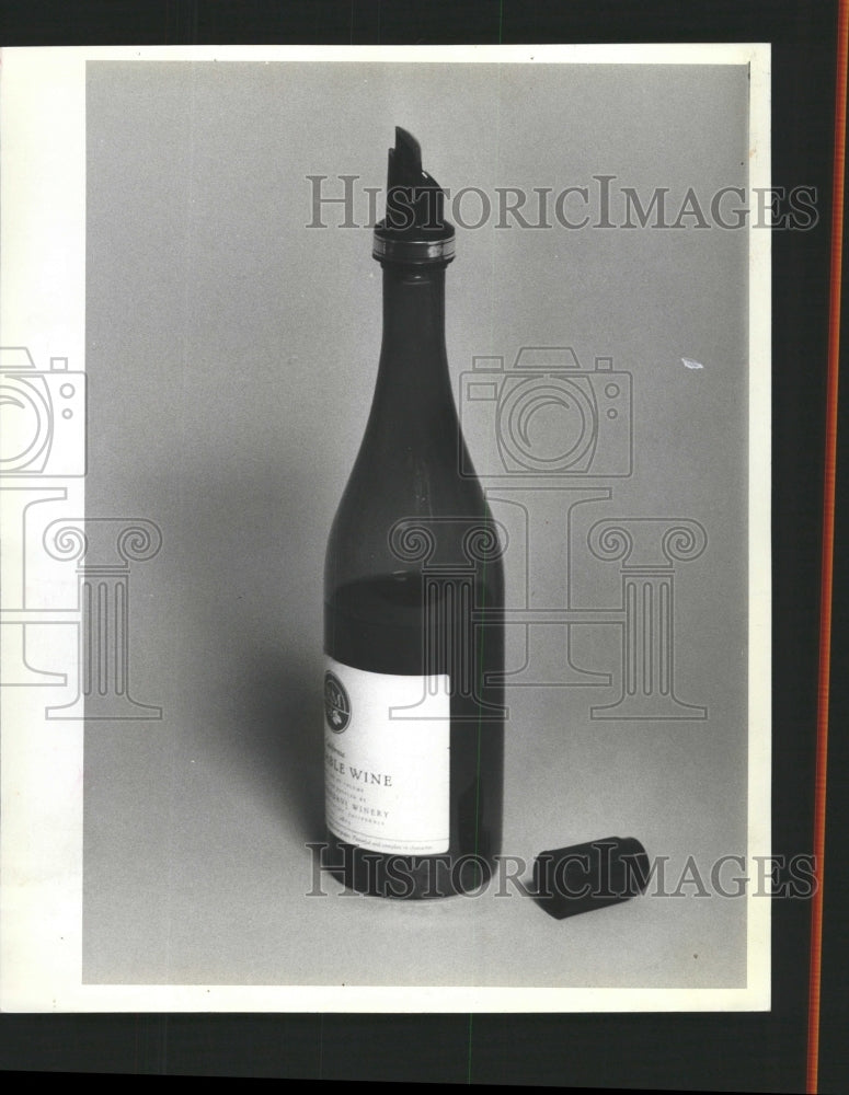 1982 Press Photo Wine Bottles Cork - RRW47225 - Historic Images