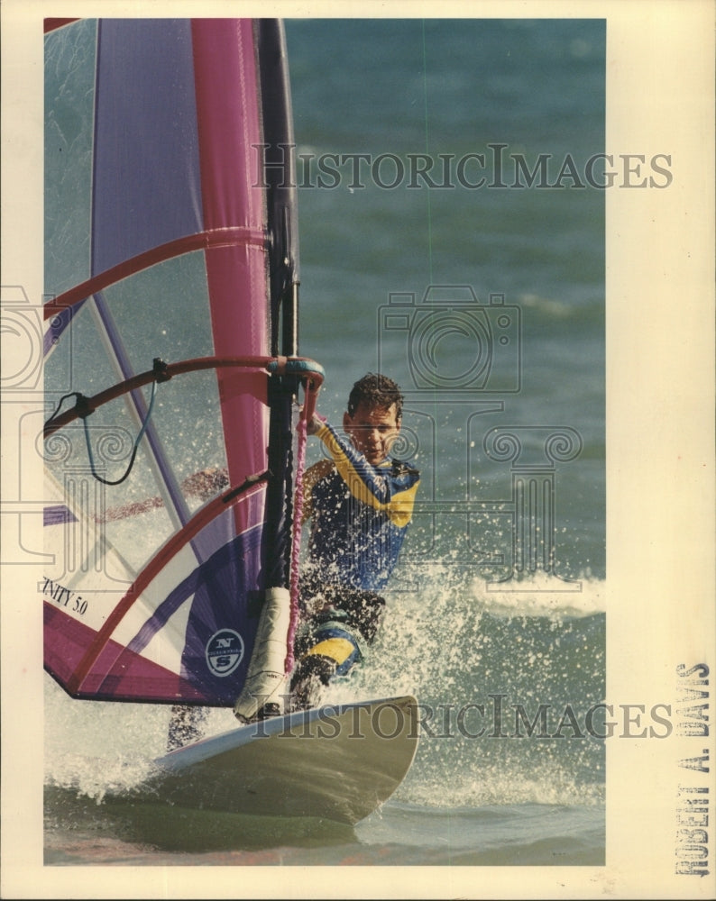 1991 Press Photo Wind Surfing/Lake Michigan - RRW47255 - Historic Images