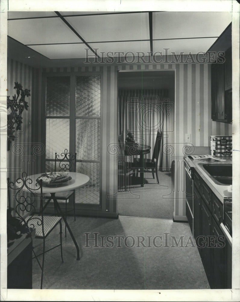 1968 Press Photo Kitchen - RRW47273 - Historic Images