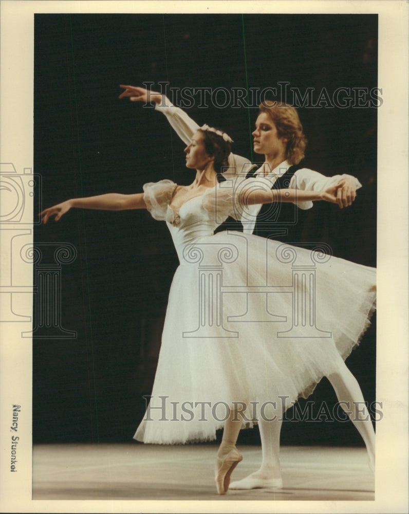 1993 Press Photo Kirov Ballet/Russia/Mariinsky Ballet - RRW47395 - Historic Images