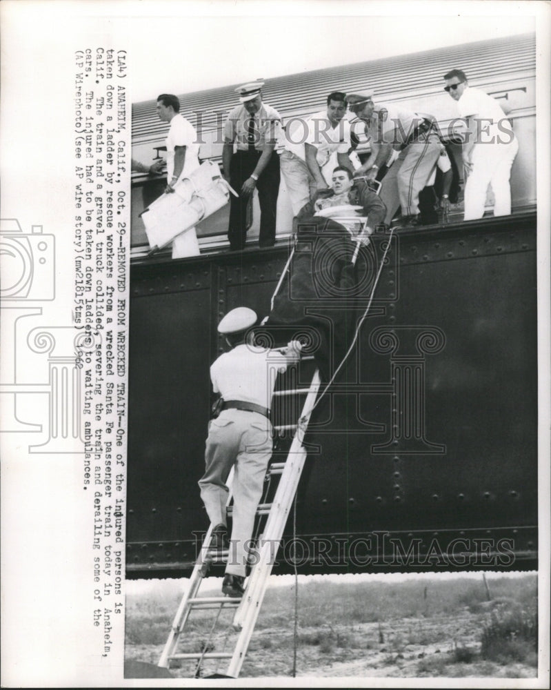 1962 Press Photo Santa Fe Passenger ladder Train Rescue - RRW47589 - Historic Images