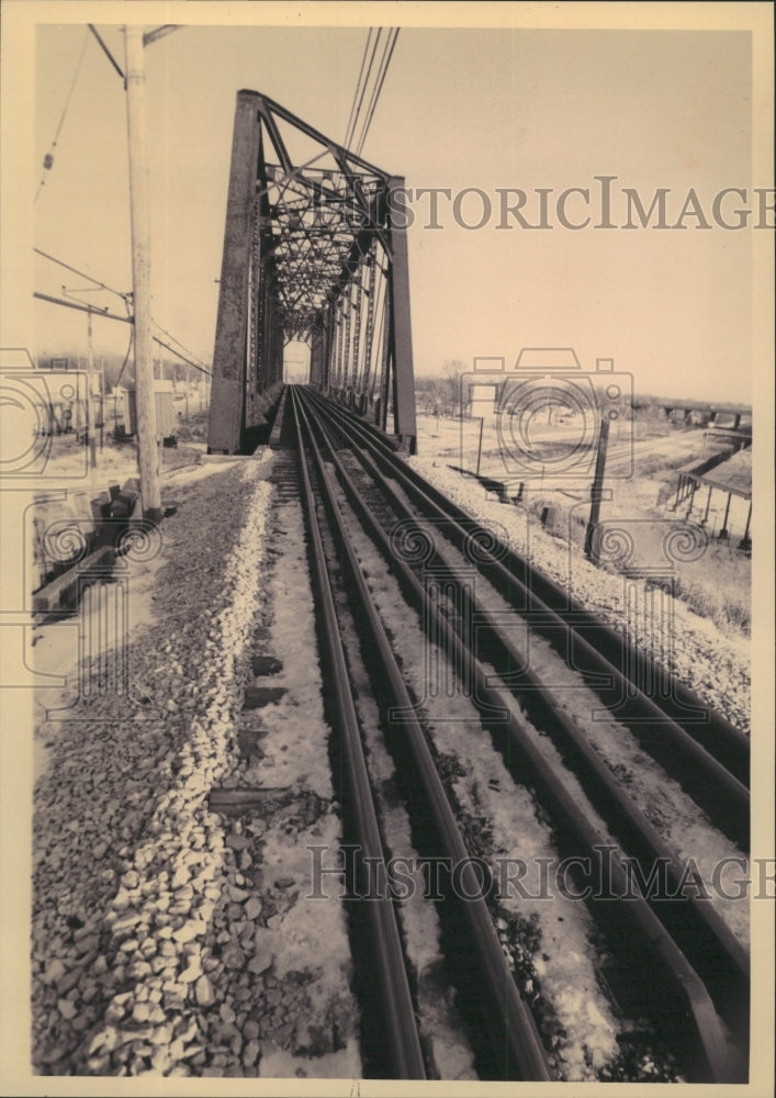 1993 Press Photo Railroad Accident Chicago - RRW47593 - Historic Images