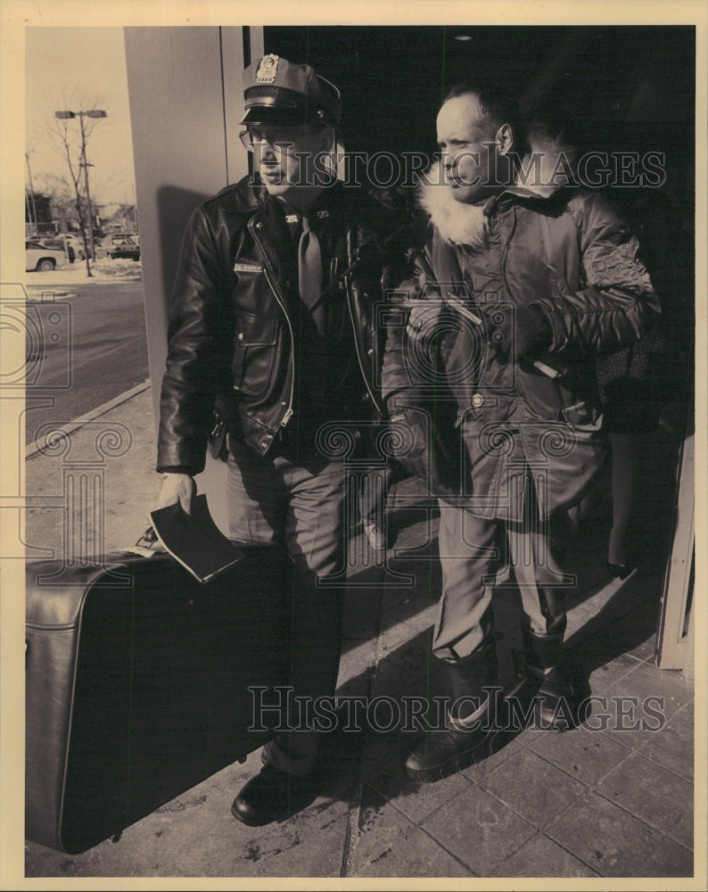1993 Press Photo Kevin Garber Gary Police Dekreyter - RRW47597 - Historic Images
