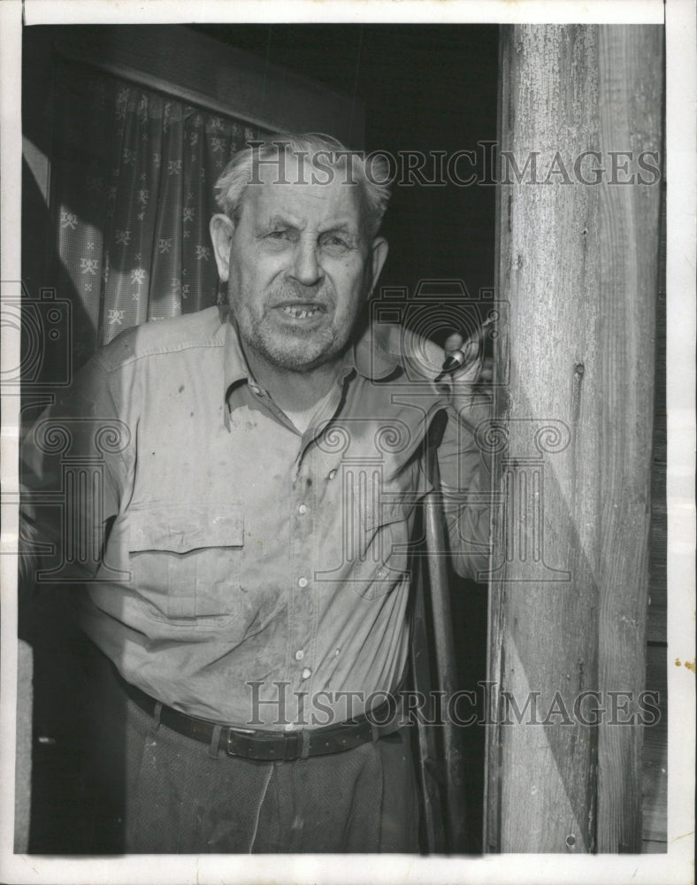 1965 Press Photo Commercial Fisherman Sabinske Chicago - RRW47857 - Historic Images