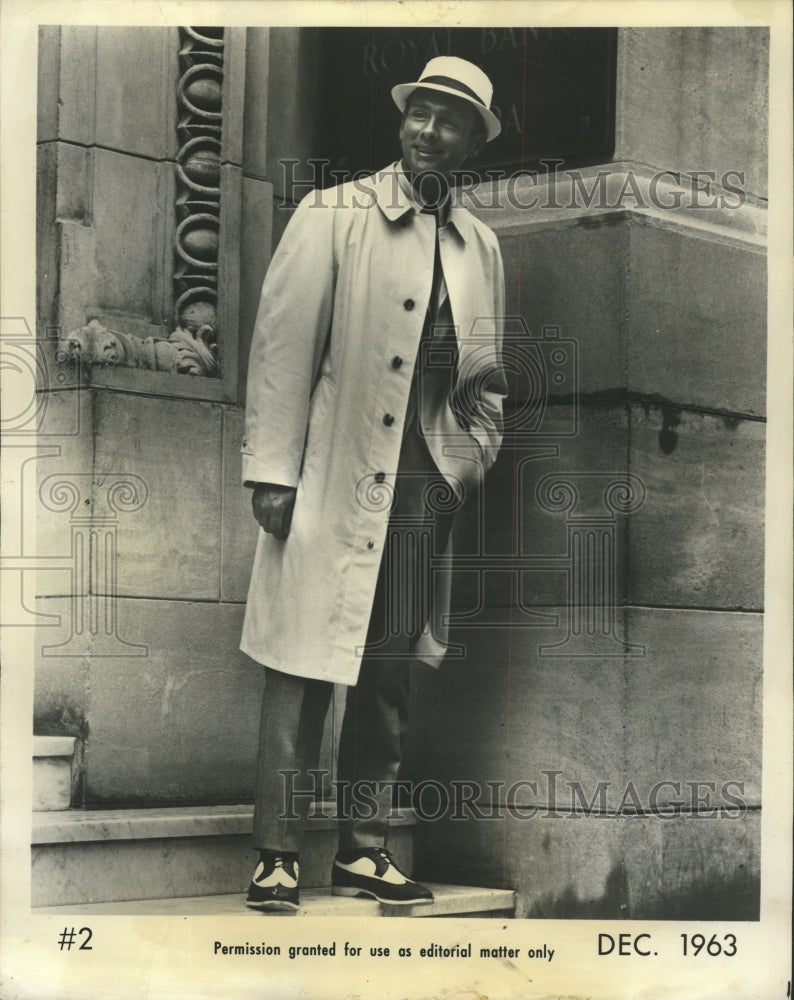 1964 Press Photo Raincoat for men - RRW47937 - Historic Images