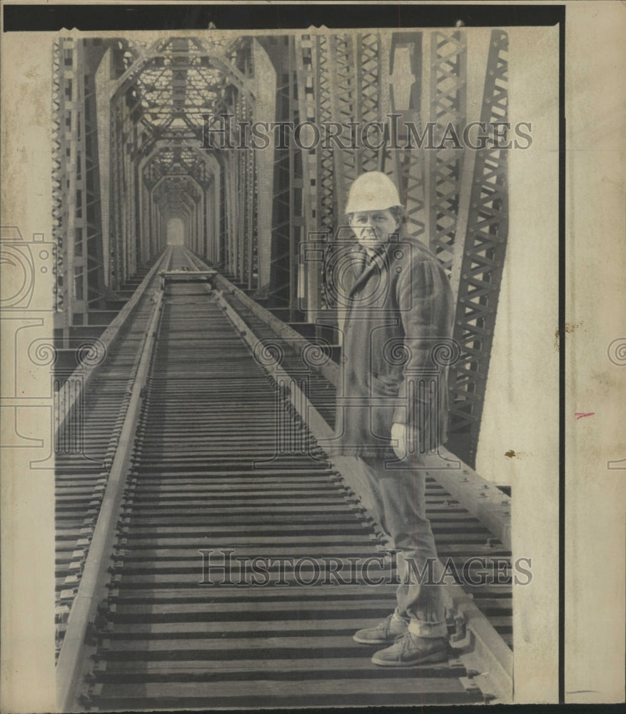 1974 Press Photo Man standing on Railroad track - RRW47975 - Historic Images