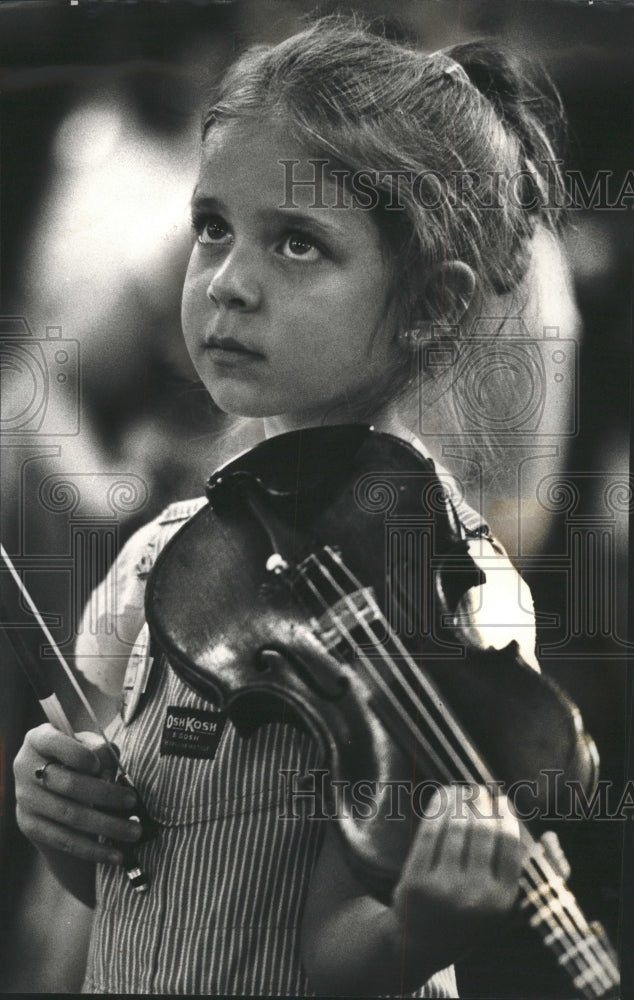 1983 Press Photo Suzuki Institute Violin Class - RRW48177 - Historic Images