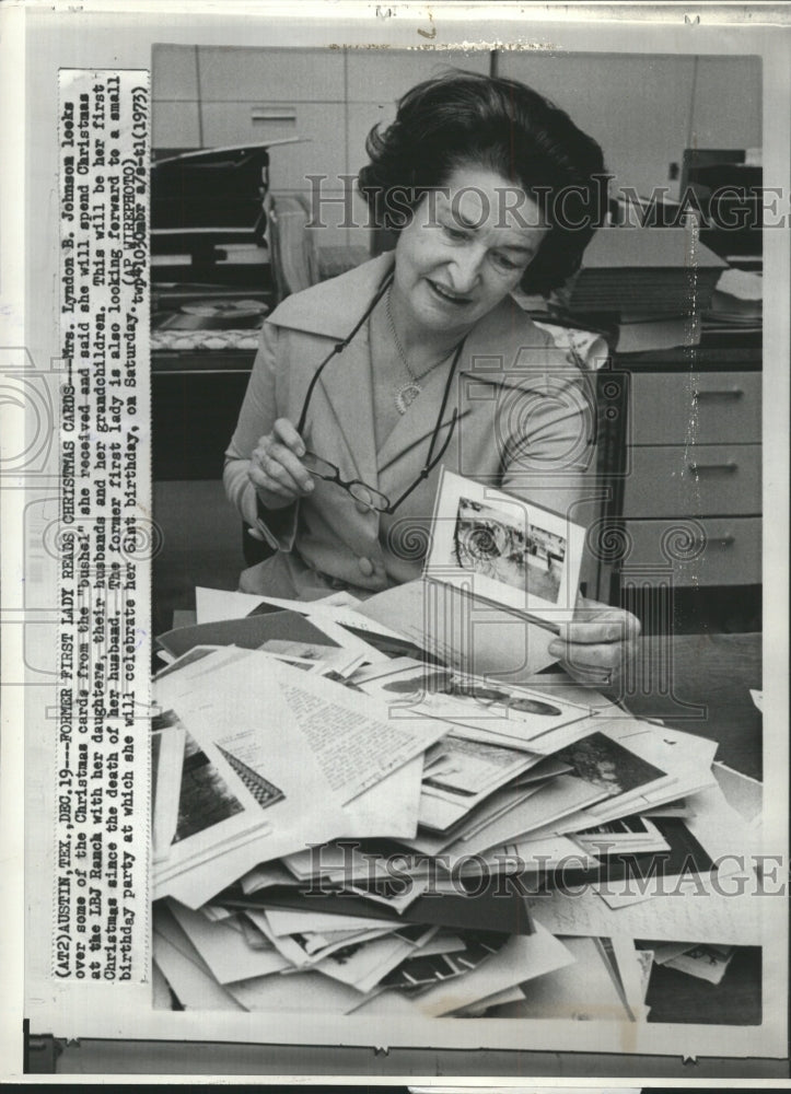 1973 Photo Mrs Lyndon Johnson Reads Christmas Cards - RRW48373 - Historic Images