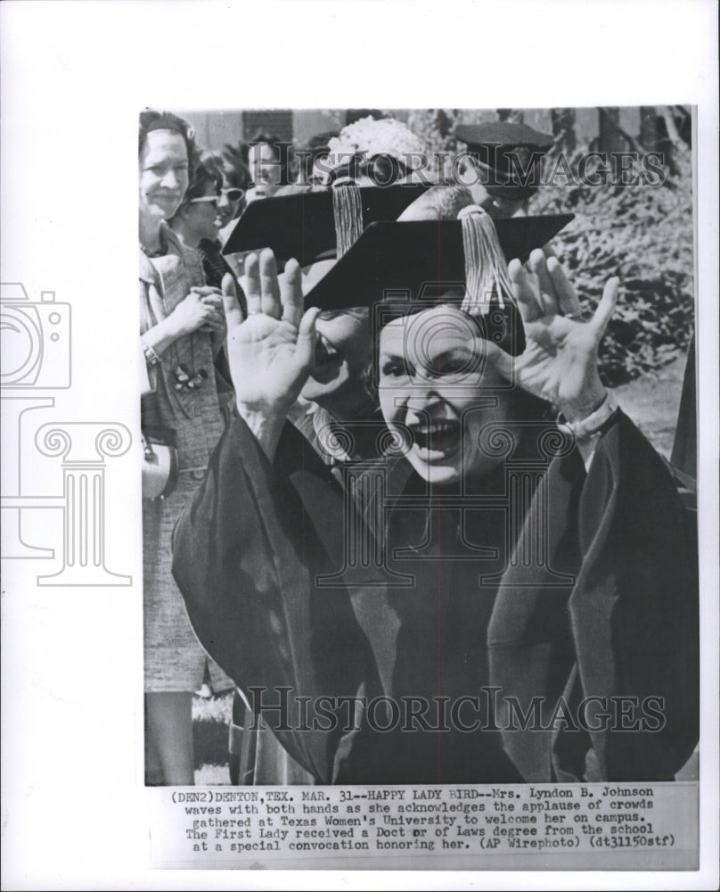 1964 Press Photo Mrs Lyndon Johnson Denton Texas Women - RRW48411 - Historic Images