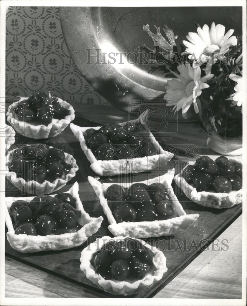 1978 Press Photo Cherry-Almond Tarts - RRW48887 - Historic Images