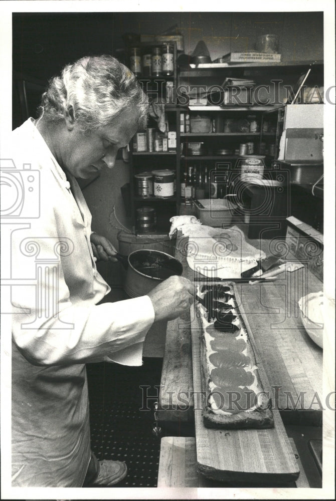 1980 Press Photo Fruit Tart - RRW48895 - Historic Images