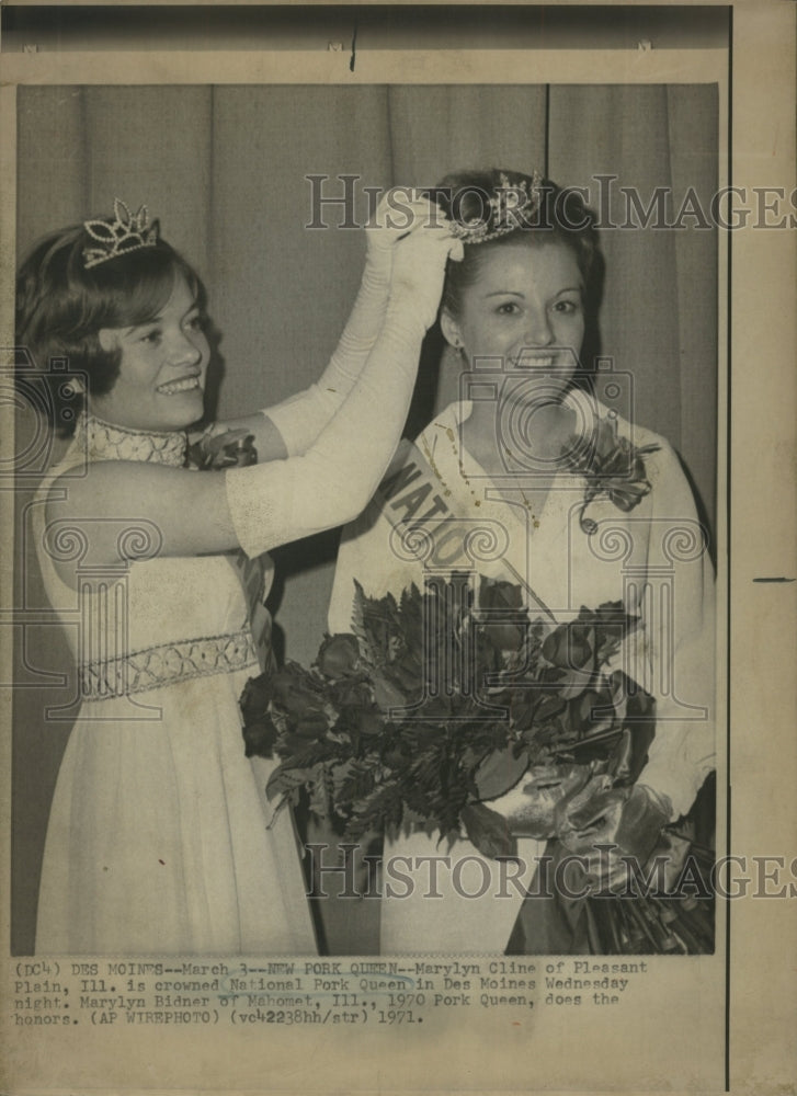 1971 Press Photo Marylyn Cline crown National ParkQueen - RRW49237 - Historic Images