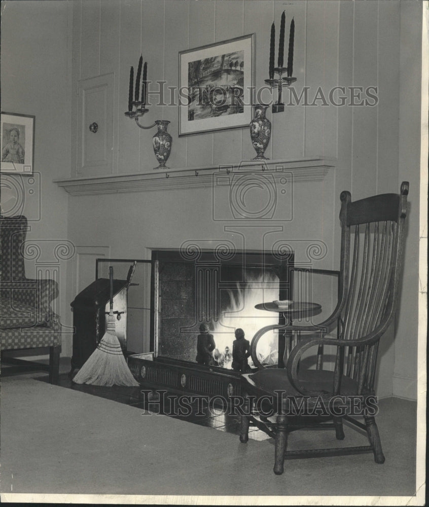 1965 Press Photo Antique Fireplace - RRW49575 - Historic Images