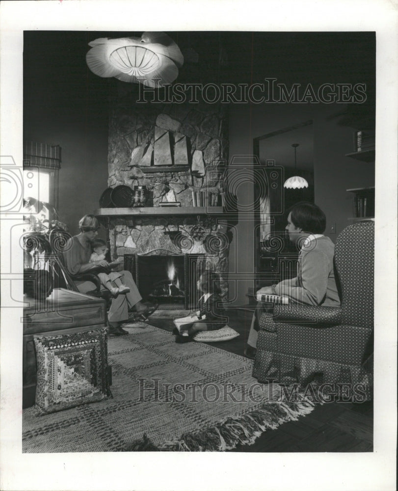 1978 Press Photo FireplaceHome interior Decorations - RRW49709 - Historic Images