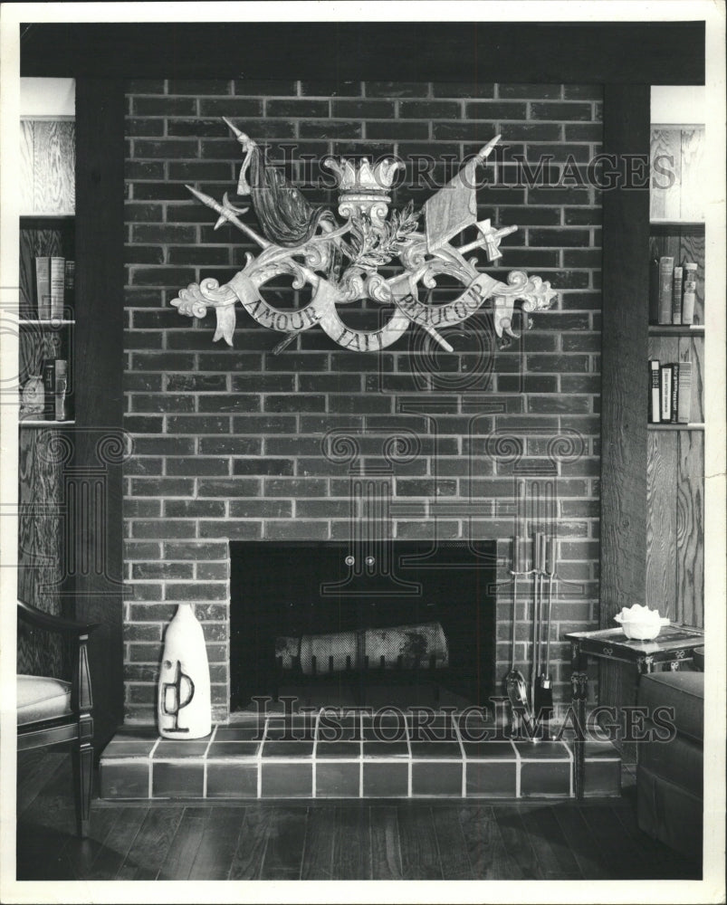 1969 Press Photo Fireplace Home Interior Decorations - RRW49753 - Historic Images