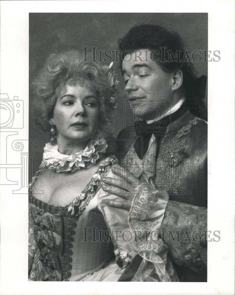 1989 Press Photo La Finta Giardiniera Opera Scene - RRW49801 - Historic Images