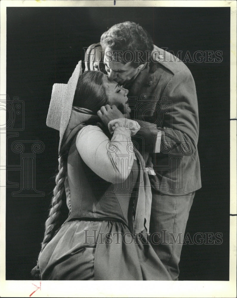 1984 Press Photo Carmen Opera Scene - RRW49813 - Historic Images