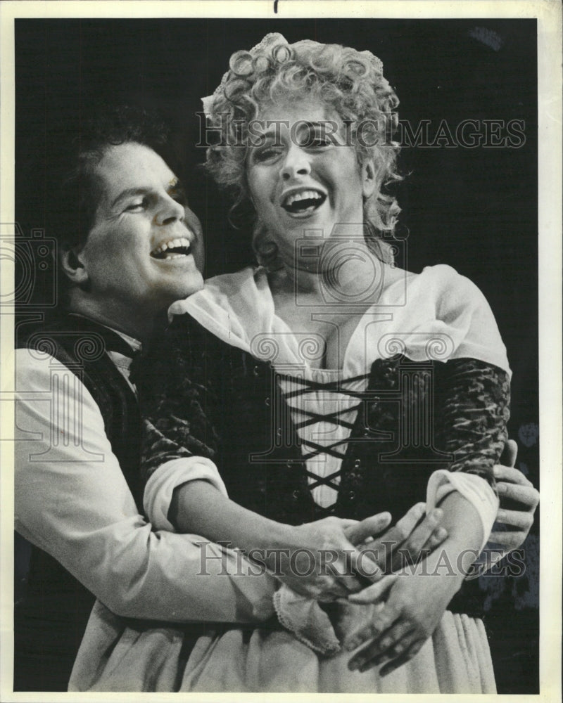 1984 Press Photo Abduction From Seraglio Opera Scene - RRW49901 - Historic Images