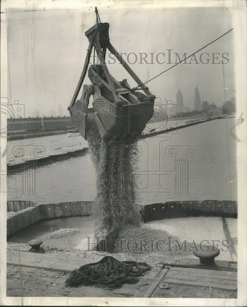 1955 Press Photo Navy Pier Chicago skyline Steel Cell - RRW50253 - Historic Images