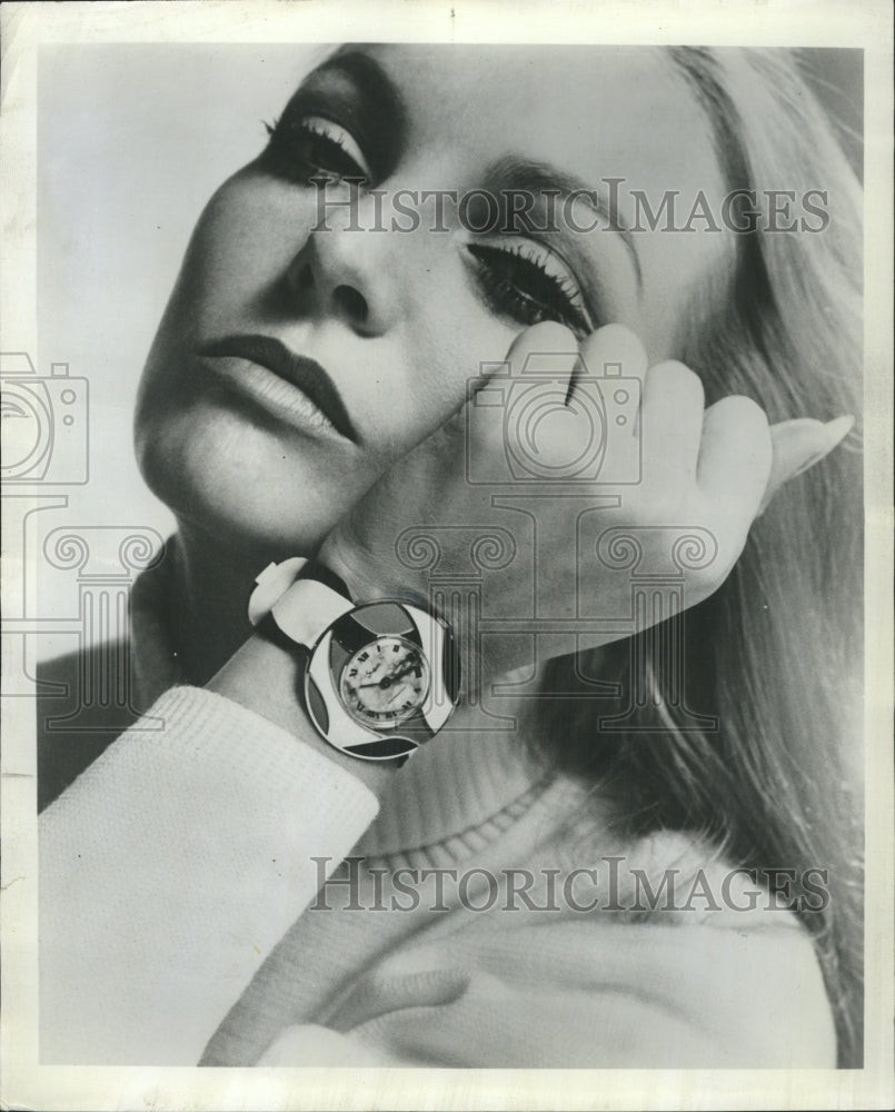 1968 Press Photo Carson pirie scott Co wristwatch sock - RRW50273 - Historic Images