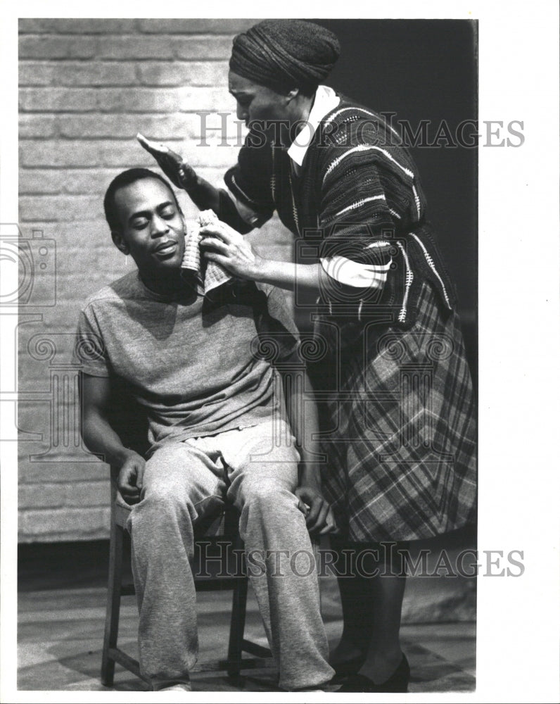 1992 Press Photo The Song Of Jacob Zulu Play Actors - RRW50343 - Historic Images