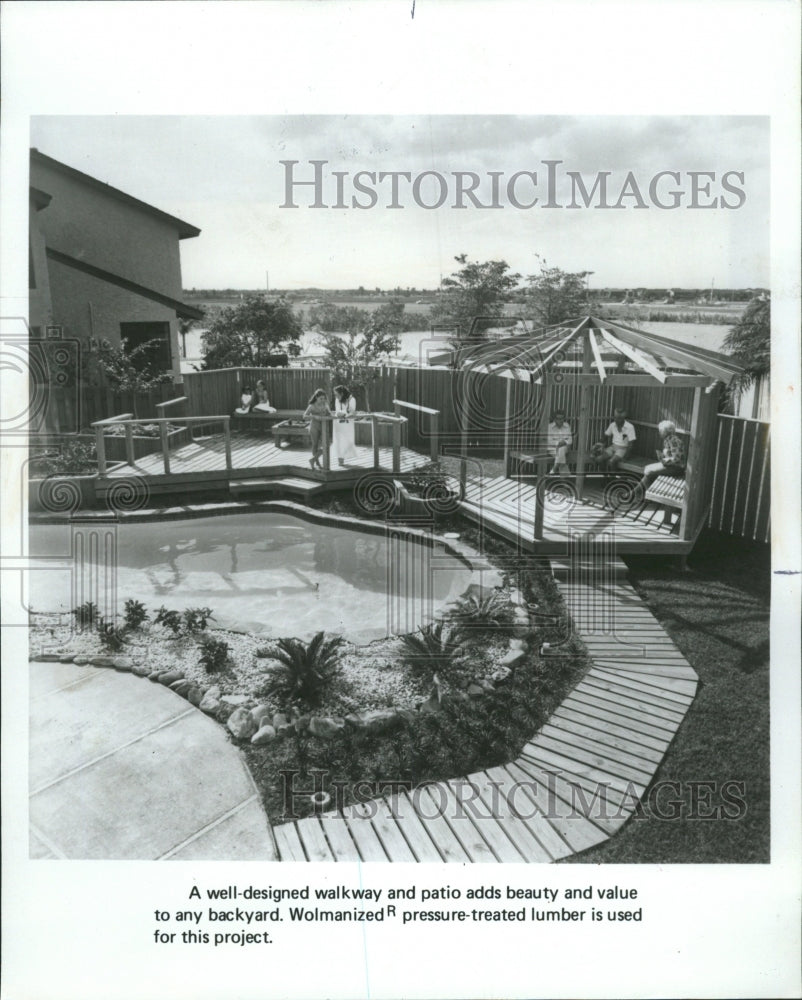 1982 Press Photo Wolmanized pressure lumber design home - RRW50455 - Historic Images